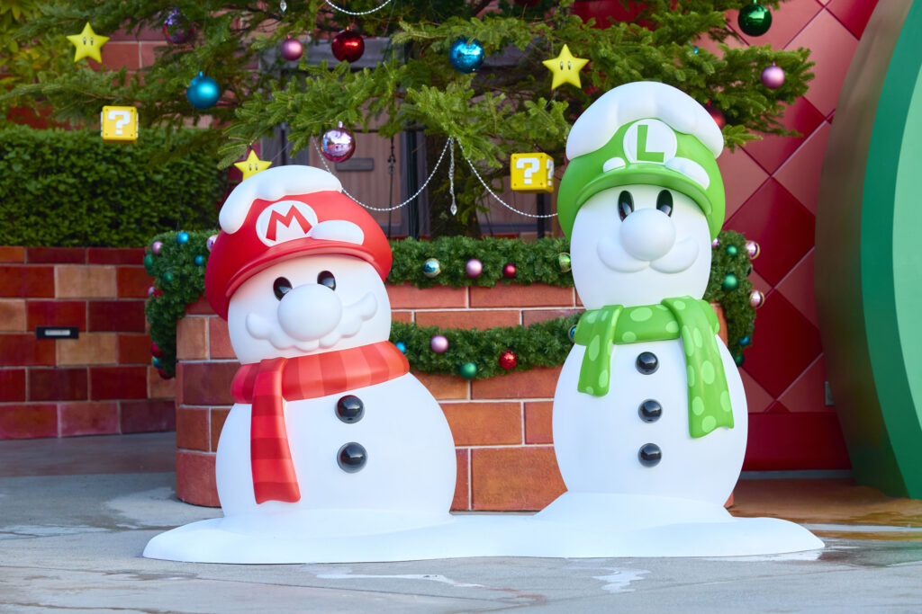 Step Into Holiday Magic as Universal Studios Hollywood Expands Its  Festivities to Include SUPER NINTENDO WORLD, along with Fan Favorites  “Grinchmas” and “Christmas in The Wizarding World of Harry Potter,”  Beginning Friday, November 29 and ...